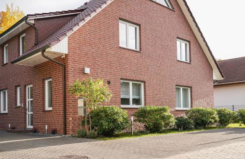 Modernes Stadthaus 100qm Parkplatz Bad&Dusche Küche - Foto 1