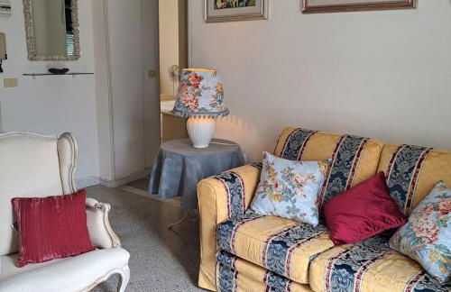 San Terenzo Poets of the sea with parking and balcony - Photo 3