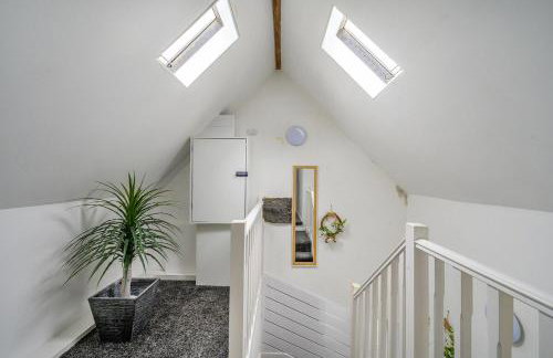 RB1GH- Cosy, Free Parking & Fast Wi-Fi Stay - Foto 6