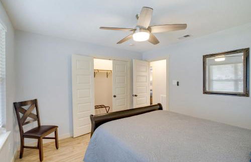 Dog-Friendly Home in The Woodlands with Fenced Yard! - Foto 16