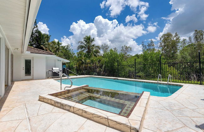 Casa Bonita by Avantstay Large Backyard, Patio, Pool + Hot Tub - Foto 25