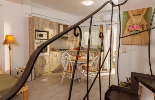 Kayabina's Village Home - Photo 11