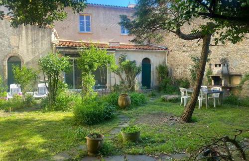 Appartement cosy avec oasis privée, salle de jeux, vélos bienvenus - Foto 2