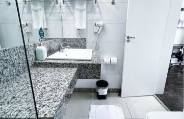 Flat orla da Pampulha próximo ao mineirão - Foto 19