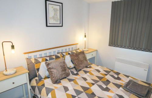 Riverside Chalet in heart of Lampeter, West Wales - Foto 14