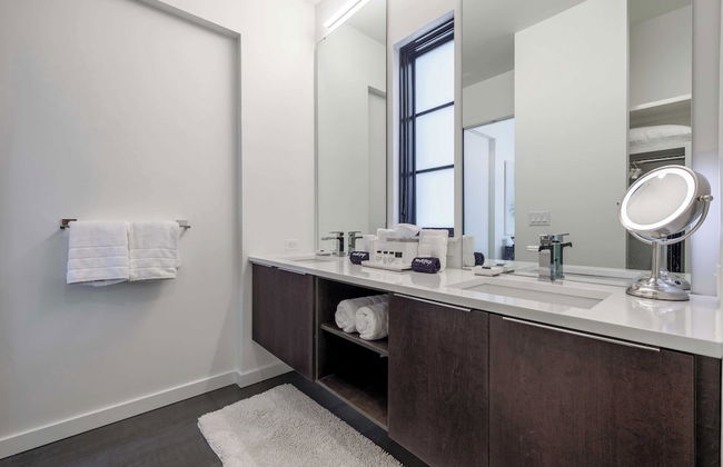 121 Hotel Floor 1 & 2 by Avantstay Sleeps 34, 10 Units in Nashville - Foto 22