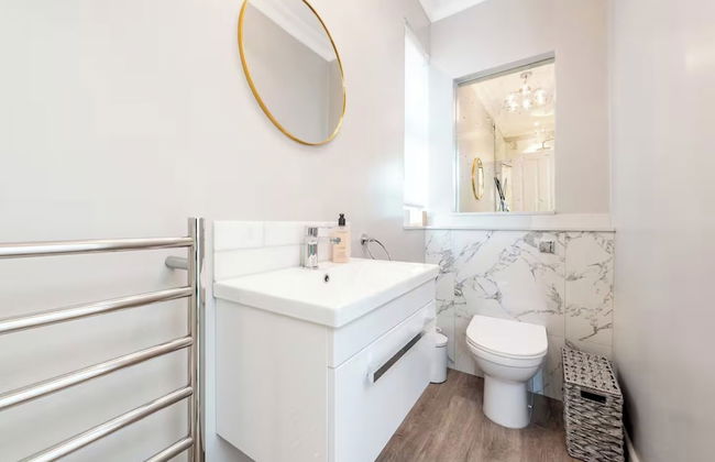 4 Guests - 20min to London - Free Parking - Petsok - Foto 11