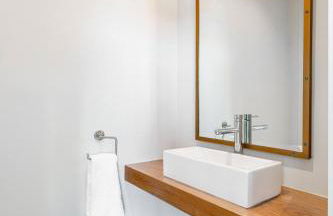 Stunning luxury Retreat I Wineries & Fall Farm Fun - Photo 59