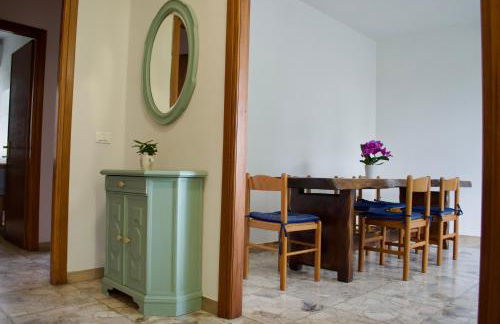 Appartamento ristrutturato con piccola vista lago - Foto 12