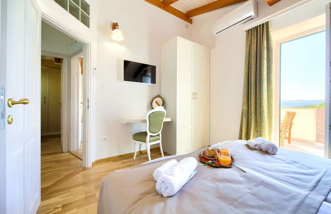 Tranquil Getaway Polje Villa With Pool - Foto 7