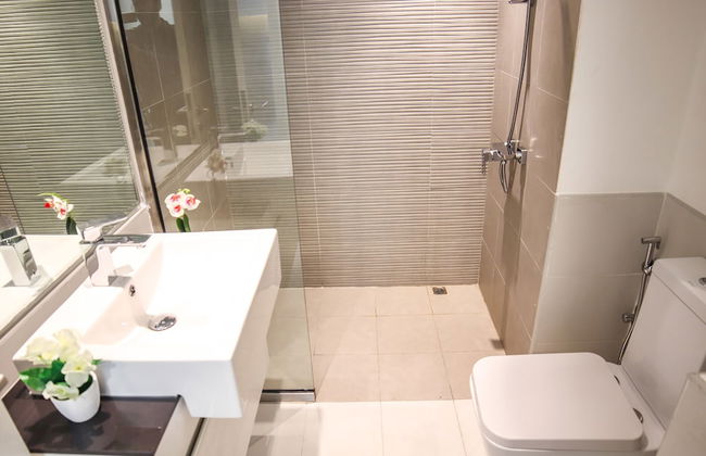 2 Bedroom Apartment- The Pulse Residence - Photo 10