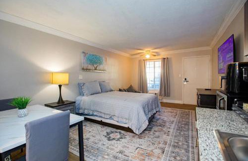 Lux Mins To Nascar HOF CDIA & Atrium Health - Foto 2