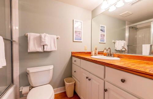 Centennial Coast Cottage - with Heated pool - Foto 3