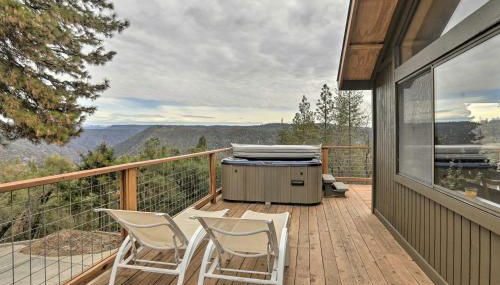 Homey Colfax Getaway with Private Hot Tub! - Foto 1