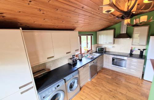 Torridon 1 with Private Hot Tub - Fife - Loch Leven - Lomond Hills- Pet Friendly - Photo 13