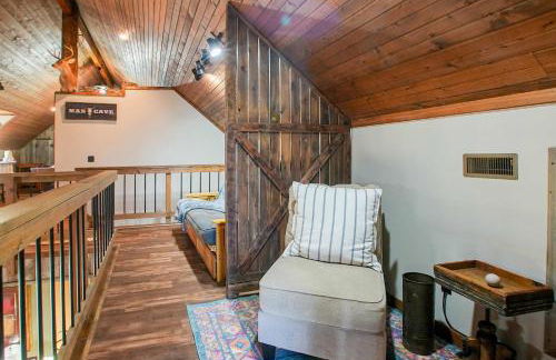 15 Mins to U of A - Pool & Hot Tub - Foto 35