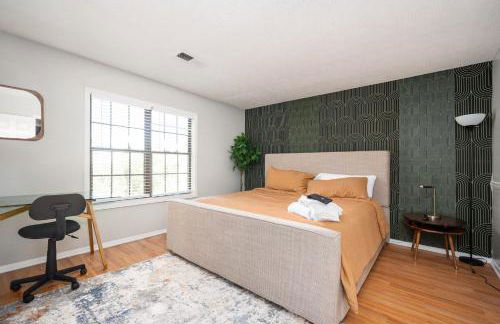 Vibrant Family Retreat~Sleeps 8~2 Kings~ Game Room - Foto 15