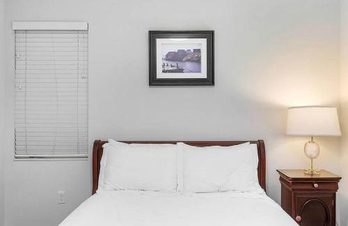 The Sweetest Hideaway - 81 Walkscore! - Foto 17