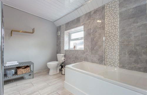 Free Parking 5 Minutes from City Centre - Foto 12