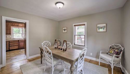 Pet-Friendly Lake Getaway 1 Block to Beach! - Foto 2