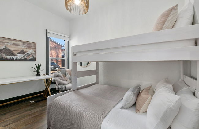 Old Town Retreat w/ Hot Tub Steps From Csu! - Foto 2