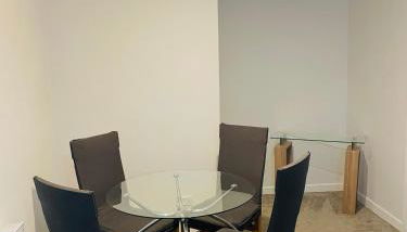 Kellies home Entire place Easy transport 5 min drive from Birmingham City centre - Foto 4