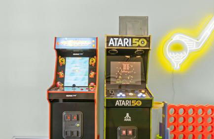 Steps to Beach! Arcade Game Room, Pool + Hot Tub Calico Scallop by Avantstay - Foto 120