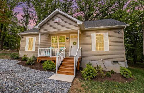 FirepitBBQHot TubKingFull KitchenSmartTVPets - Foto 27