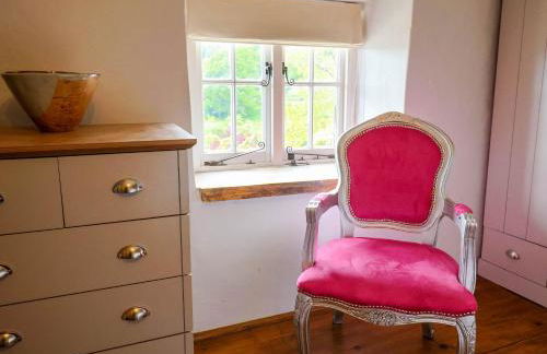 Upper Cottage - Photo 29