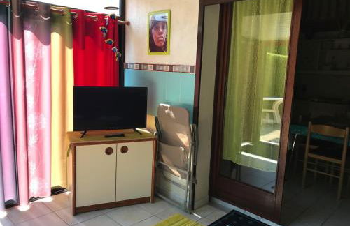 Pavillon avec piscine commune et jardin à 800m de la plage - FR-1-336-72 - Foto 2