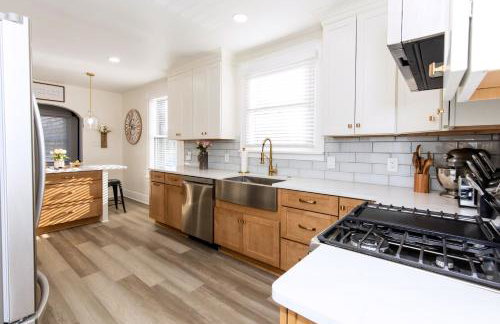 New Group Space - Sleeps 20! Near Sports Center - Photo 35