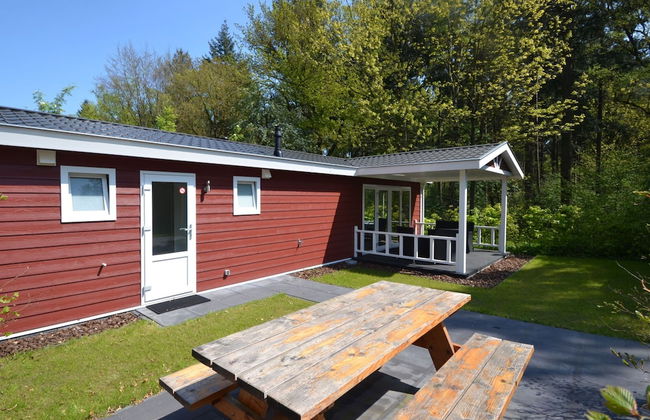 Chalet on the Edge of the Forest - Photo 23