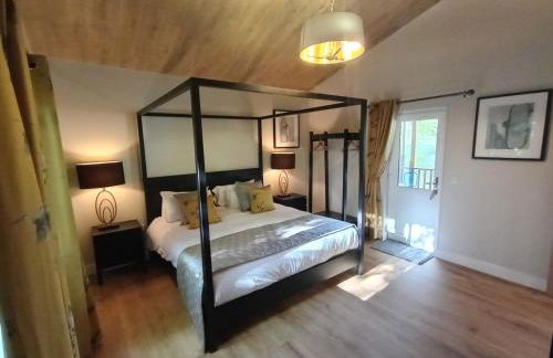 Breckland Lodge 1 with Hot Tub - Foto 7