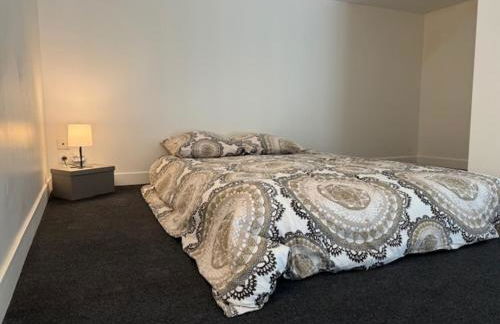 OULLINS T3 COSY 70M2 - 6 Pers 2 Chambre - 2 Mezzanines Métro & centre à Pied - Foto 39