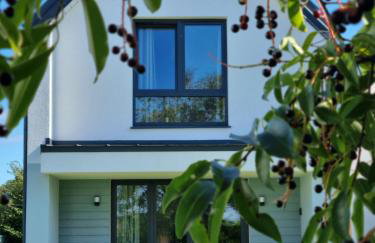 Siedlisko na wydmach, sauna,podgrzewane jacuzzi,domki klimatyzowane,starlink internet,parking - Photo 2