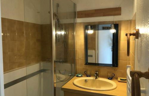 Nice 37m near the center of La Salle-les-Alpes - Photo 5