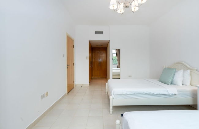 Lux BnB Greens & Views Lake View - Photo 10