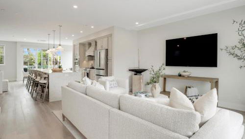 Coastal retreat near the beach w Panoramic Ocean Views, Rooftop Deck, & Firepit - Foto 2