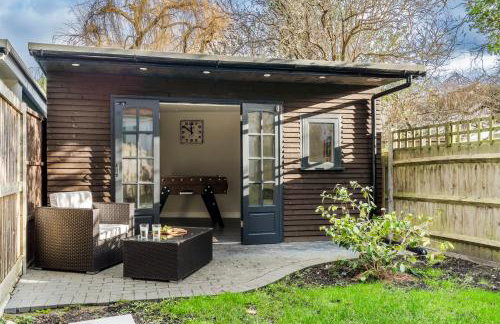 Cozy 3 Bedroom Terrace Cottage in Epsom - Photo 45