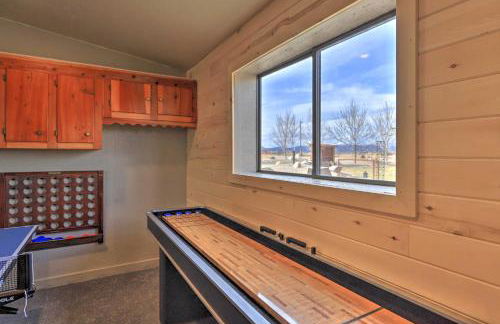 Secluded Cabin with Hot Tub, Game Room and Views! - Foto 31