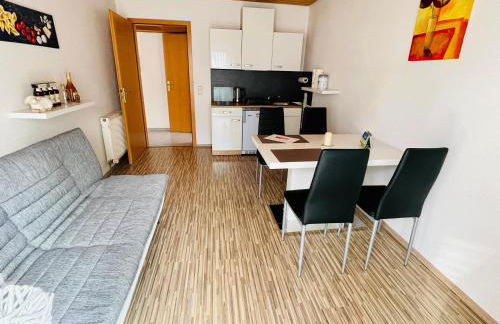 kleine ein Zimmer Wohnung mit Gartenanlage - Foto 7