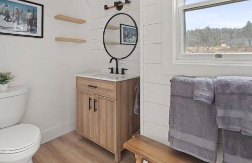 100% Renovated Stowe Village Farmhouse - Photo 27