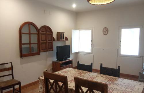 El Olivo - Photo 1
