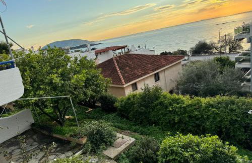 Panoramic Seaview Maisonette with Garden - Photo 4