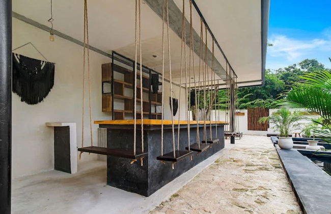 Ocean Breeze Loft Steps Away From Hotel Zone - Photo 29