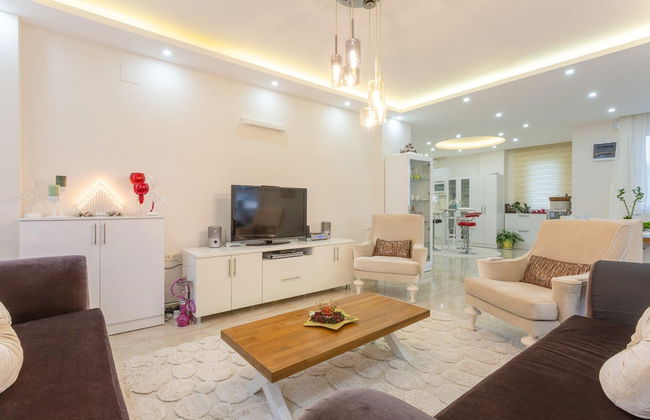 Villa Mina Large Private Pool A C Wifi Car Not Required Eco-friendly - 2834 - Photo 18