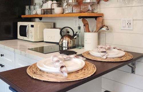 Tiny Farmhouse on Wheels - Foto 21