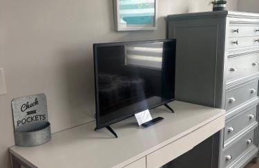 Contemporary Oaks | Heated Pool + Screened Lanai - Foto 33