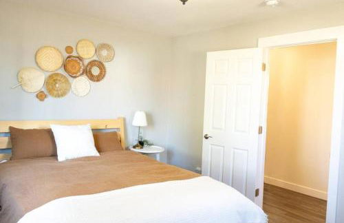 Waddle on Inn- Hot Tub, Pet Friendly, Fully Fenced, 5 Blocks to Beach! - Foto 20