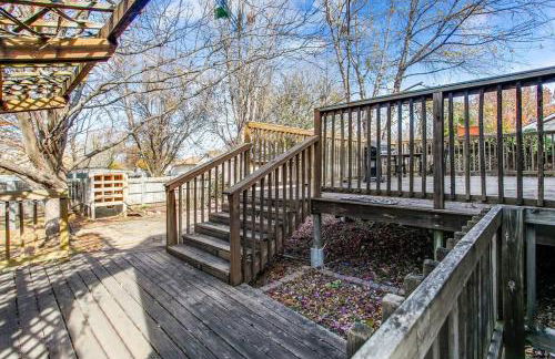 WOW! Spacious Retreat & amazing yard 2400+4bd/3bth - Foto 25